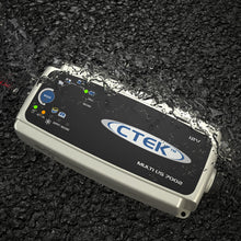 Cargar imagen en el visor de la galería, CTEK Battery Charger - Multi US 7002