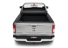 Cargar imagen en el visor de la galería, Truxedo 19-21 RAM 1500 (New Body) w/Multifunction Tailgate 5ft 7in Sentry Bed Cover