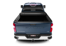 Cargar imagen en el visor de la galería, Truxedo 2020 GMC Sierra &amp; Chevrolet Silverado 2500HD &amp; 3500HD 6ft 9in Sentry CT Bed Cover