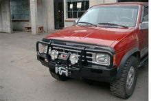 Cargar imagen en el visor de la galería, ARB Winchbar Nissan Pickup 91-97