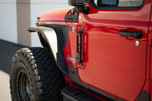 Cargar imagen en el visor de la galería, DV8 Offroad 07-23 Jeep Gladiator/Wrangler JT/JK/JL Hinge Mounted Step